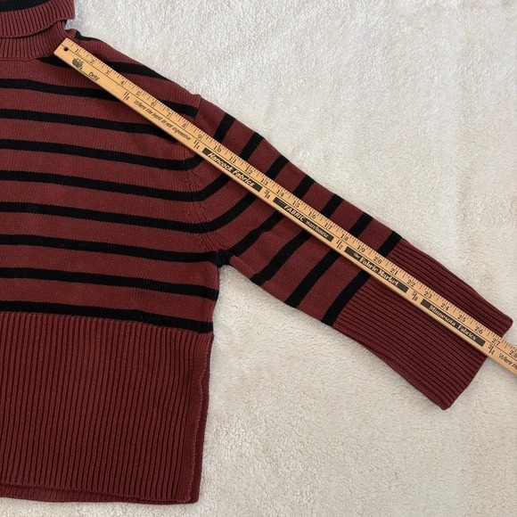 Gap 24/7 Split-Hem Stripe Turtleneck Sweater Women's M Burgandy Black Chunky - Picture 4 of 9